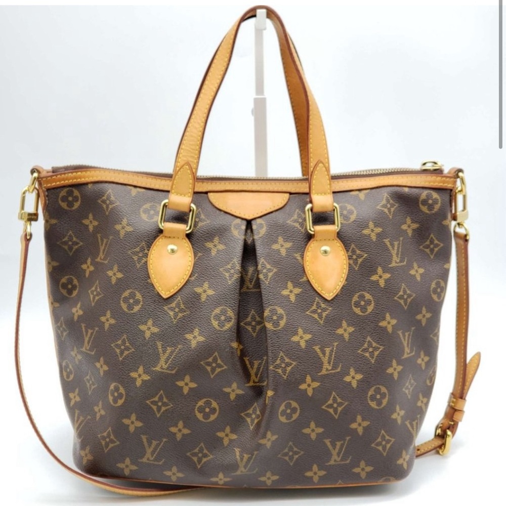 ⭐️SOLD⭐️ Louis Vuitton Palermo PM Monogram Crossbody bag